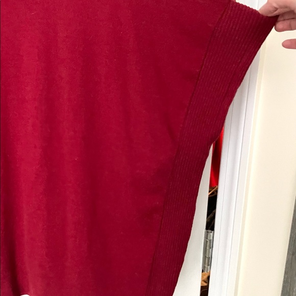 Banana republic poncho sweater red - Picture 4 of 4